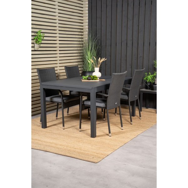Holma Matgrupp (160x100) - Svart - 4 Stolar